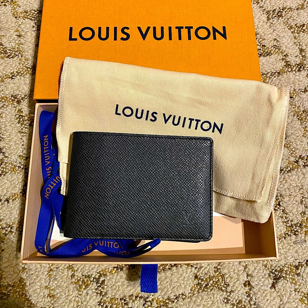 Louis Vuitton men’s wallet